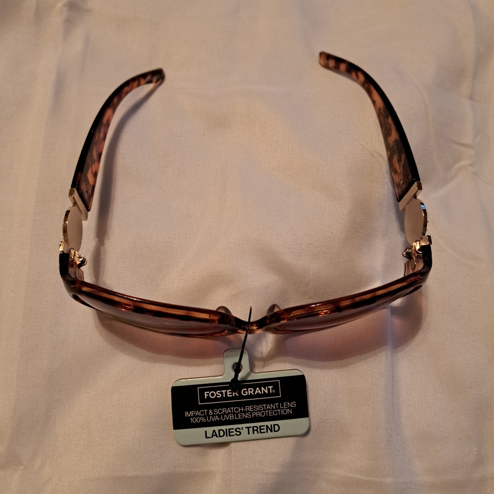 NEW Foster Grant CL36-44640FGX201 Brown Tortoise & Gold Women's Sunglasses - Picture 5 of 12